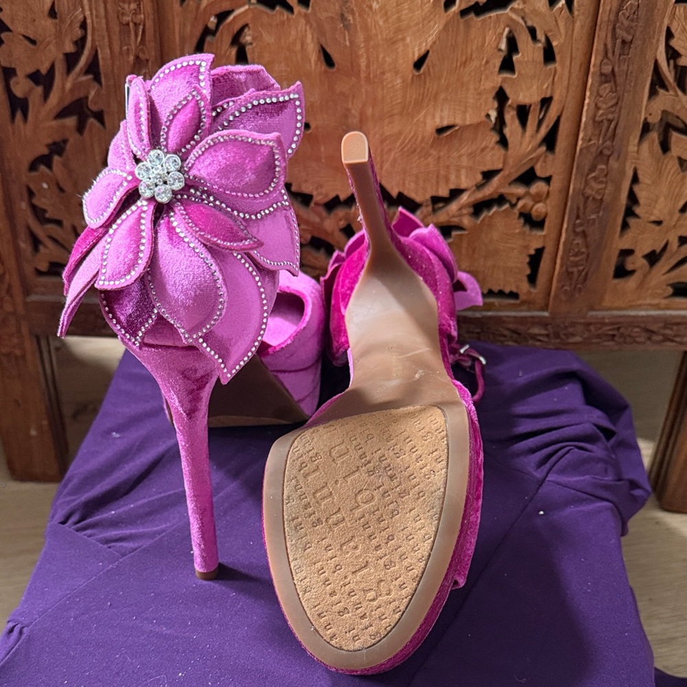 Gianni Bini Hot Pink Velvet Platform Heels with Ankle Strap - Picture 3 of 3